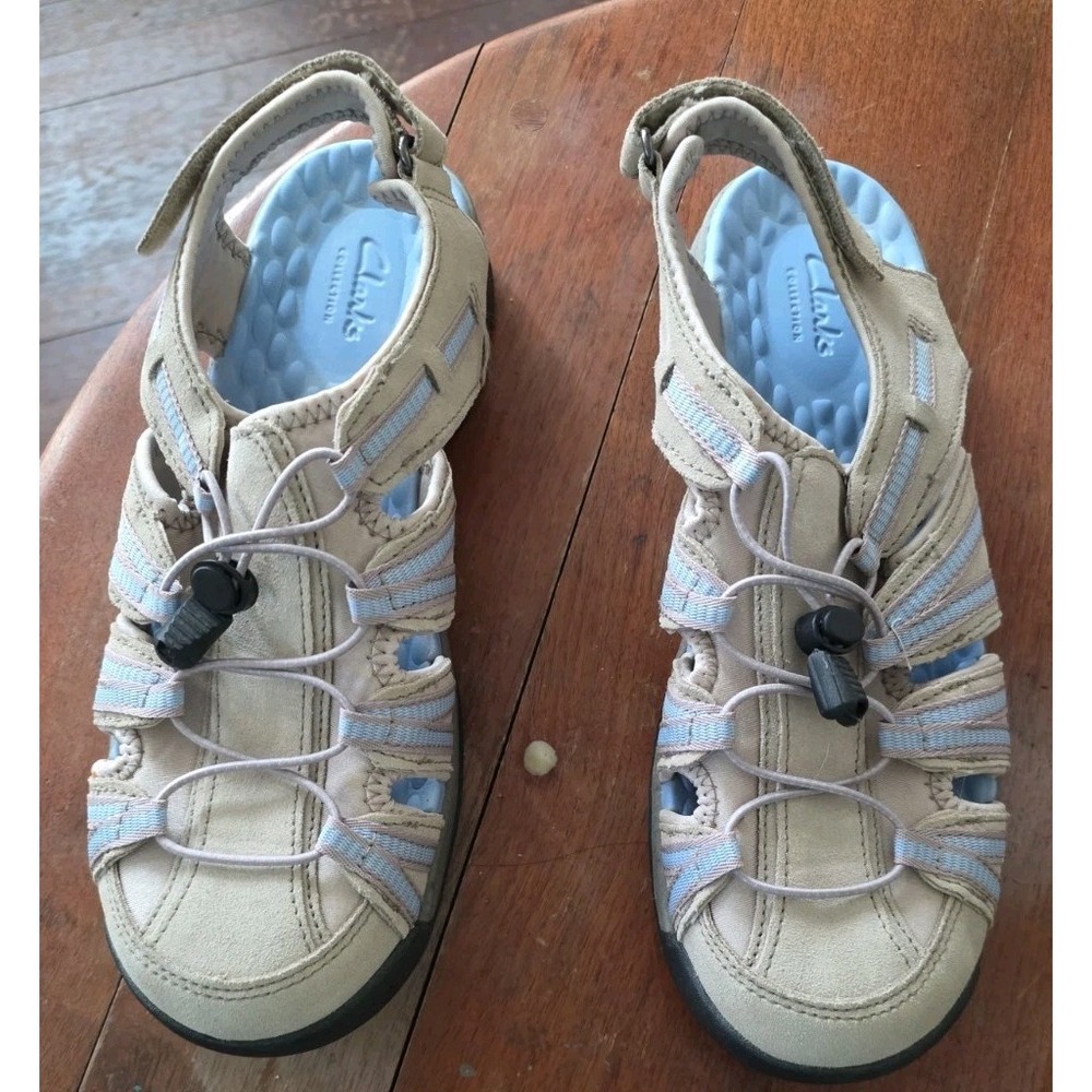 Clarks Collection Womens 9.5 M Sandal Beige Blue Bungee Fisherman 26125392‎